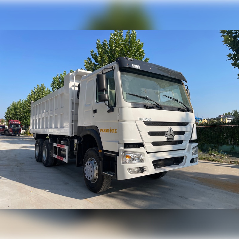 Sinotruck Dump Truck.jpg