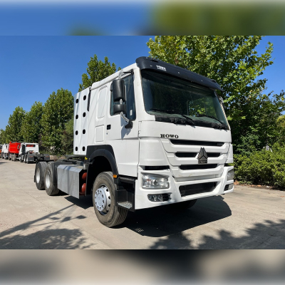 Camión tractor Howo CNG