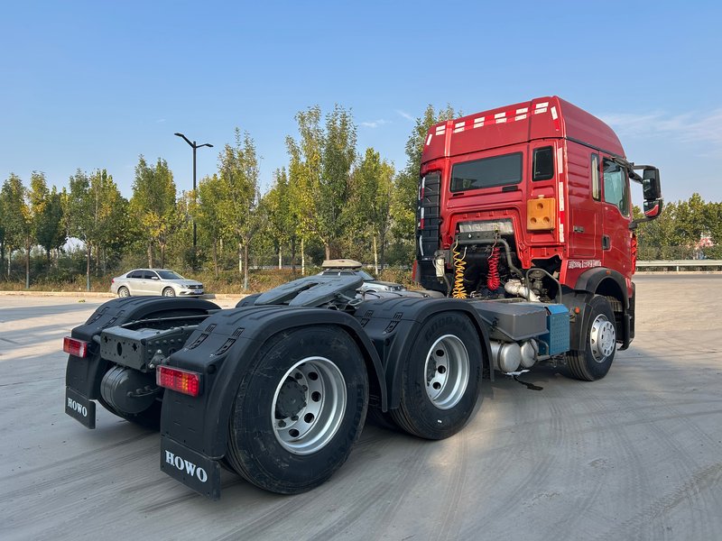 Camión tractor HOWO TX 6x4 reacondicionado