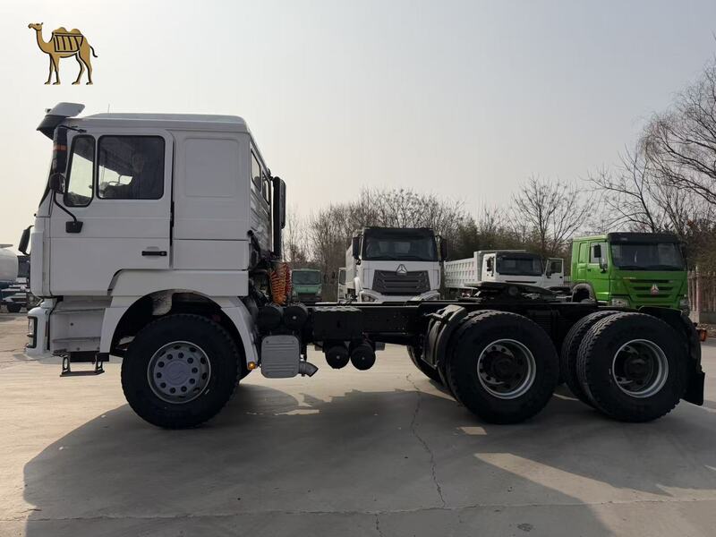 İstifadə olunmuş Shacman F3000 6×4 yük maşını başlığı