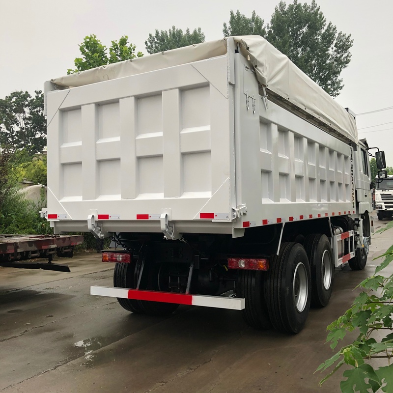 Camión volquete Shacman 6x4 usado