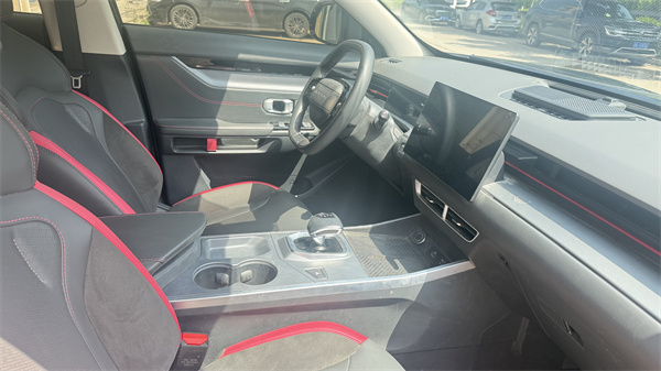 Çindən işlənmiş Çin SUV