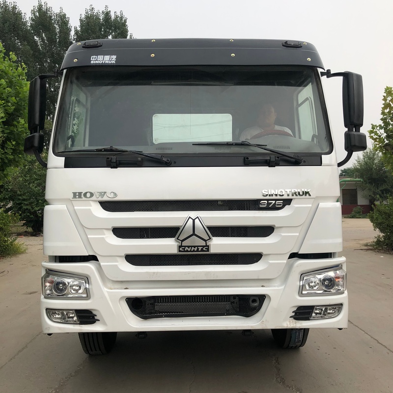 Camión tractor Sinotruck 4x2 usado.jpg