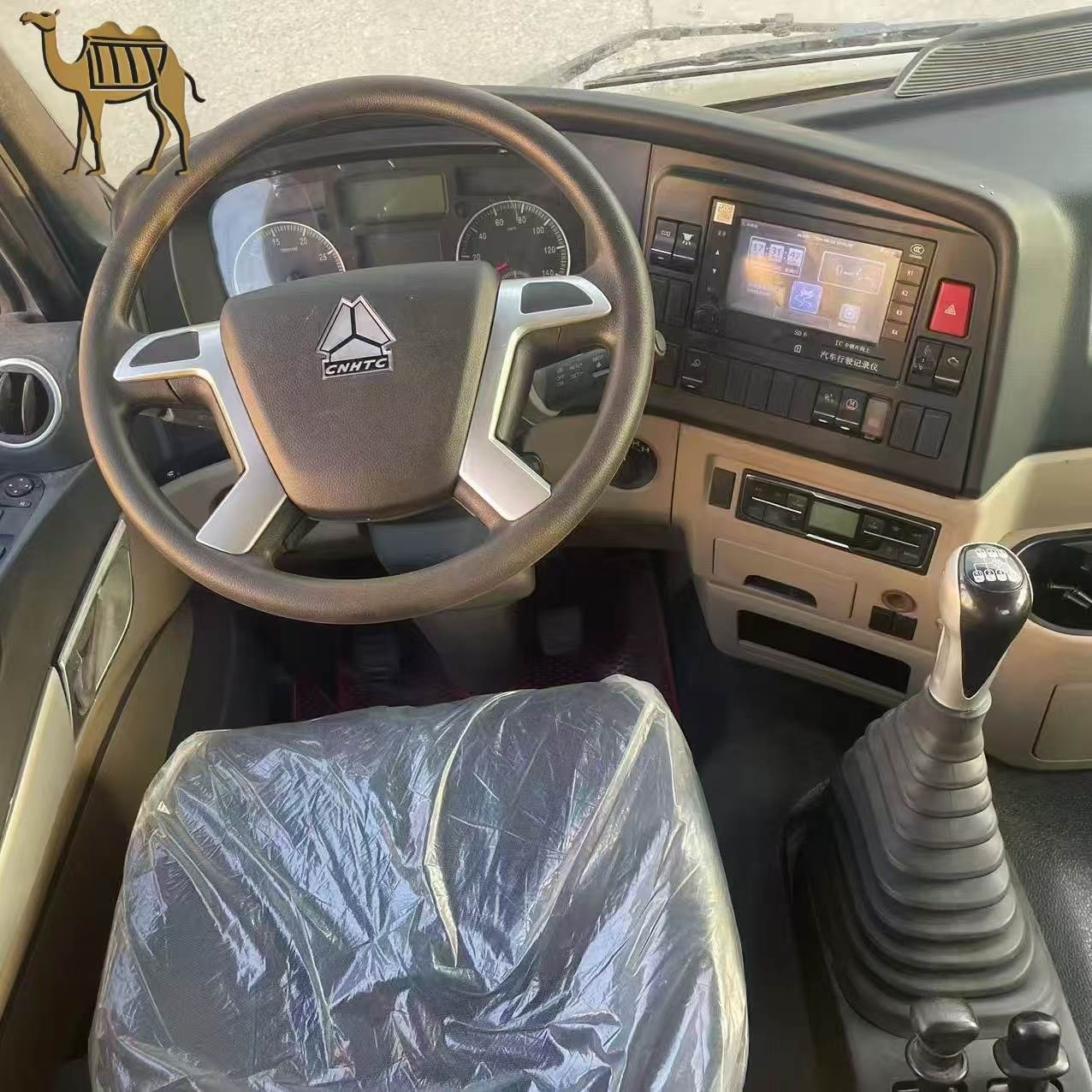 Camion de tracteur Howo NX