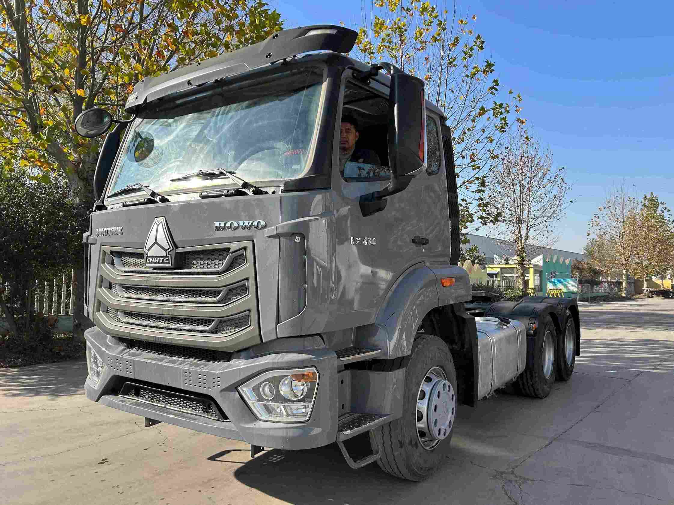 HOWO NX Traktor Yük Maşını