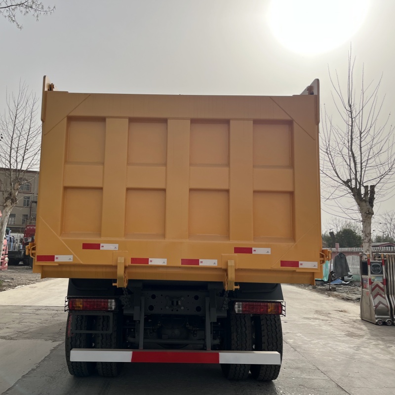 sinotruck dump truck