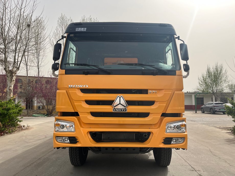 грузовик howo 6x4 в наличии