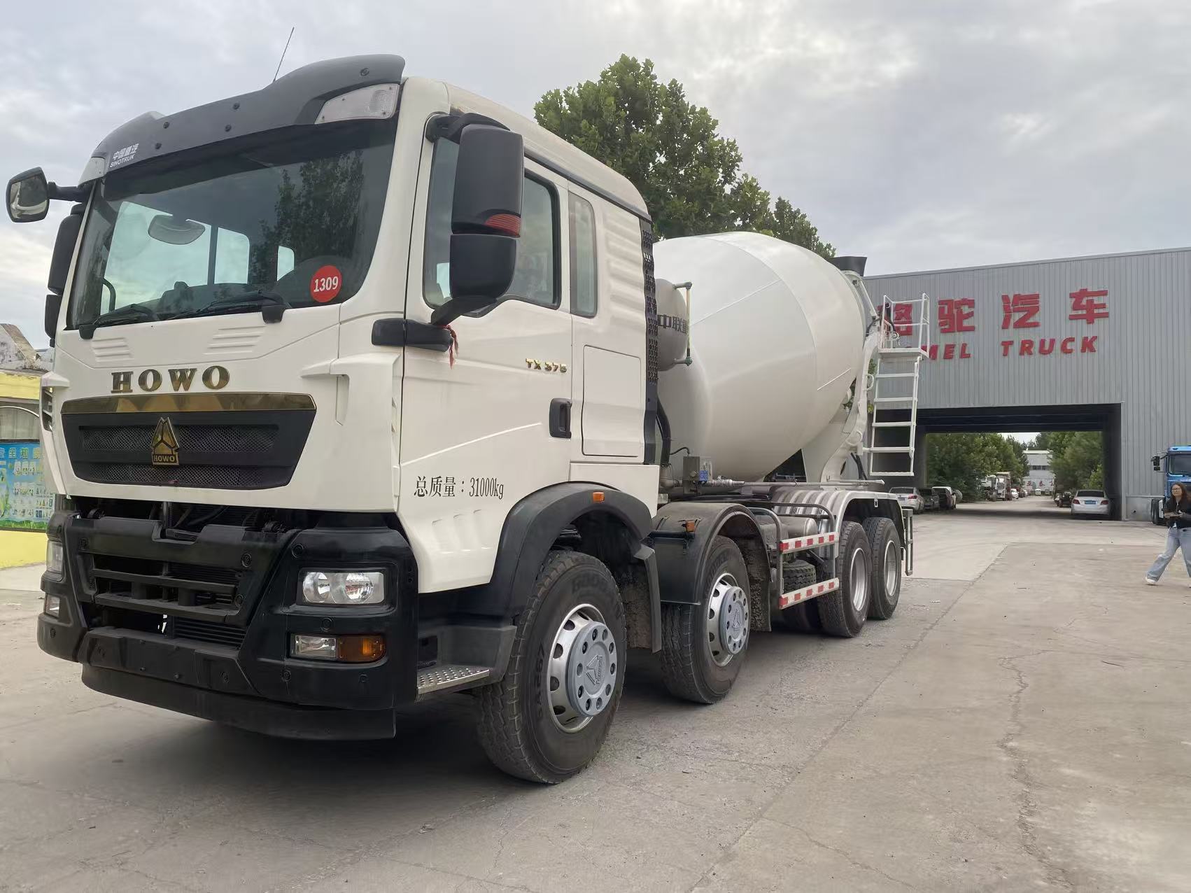 Howo TX Beton Qarışdırıcı Yük Maşını