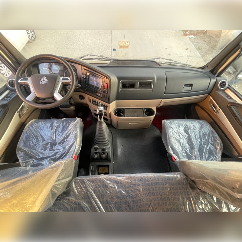 Tractor Truck Howo NX 