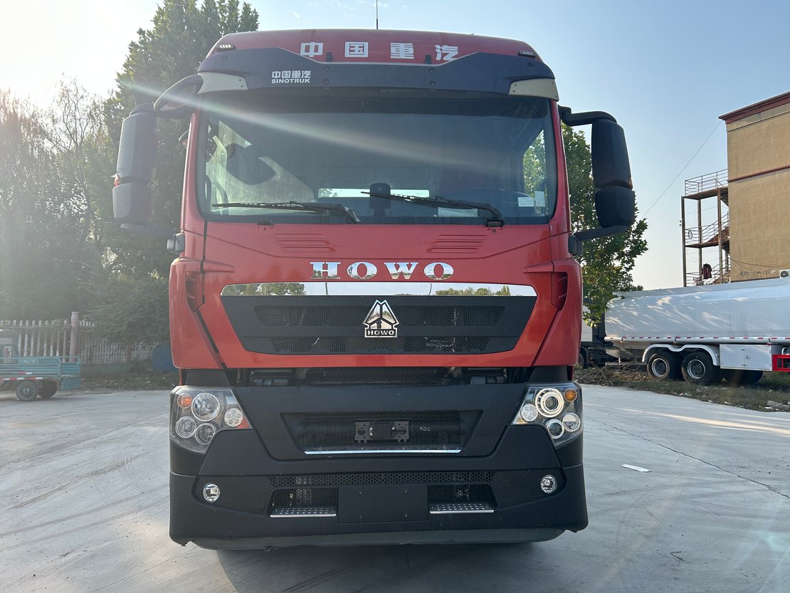 Camión tractor HOWO TX 6x4 reacondicionado