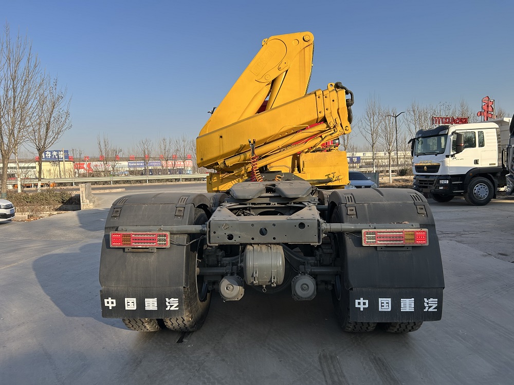 Hohan Traktor və 20-tonluq qatlanır bomlu qran