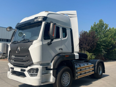 Camión tractor Sinotruk Howo NX 4x2 usado
