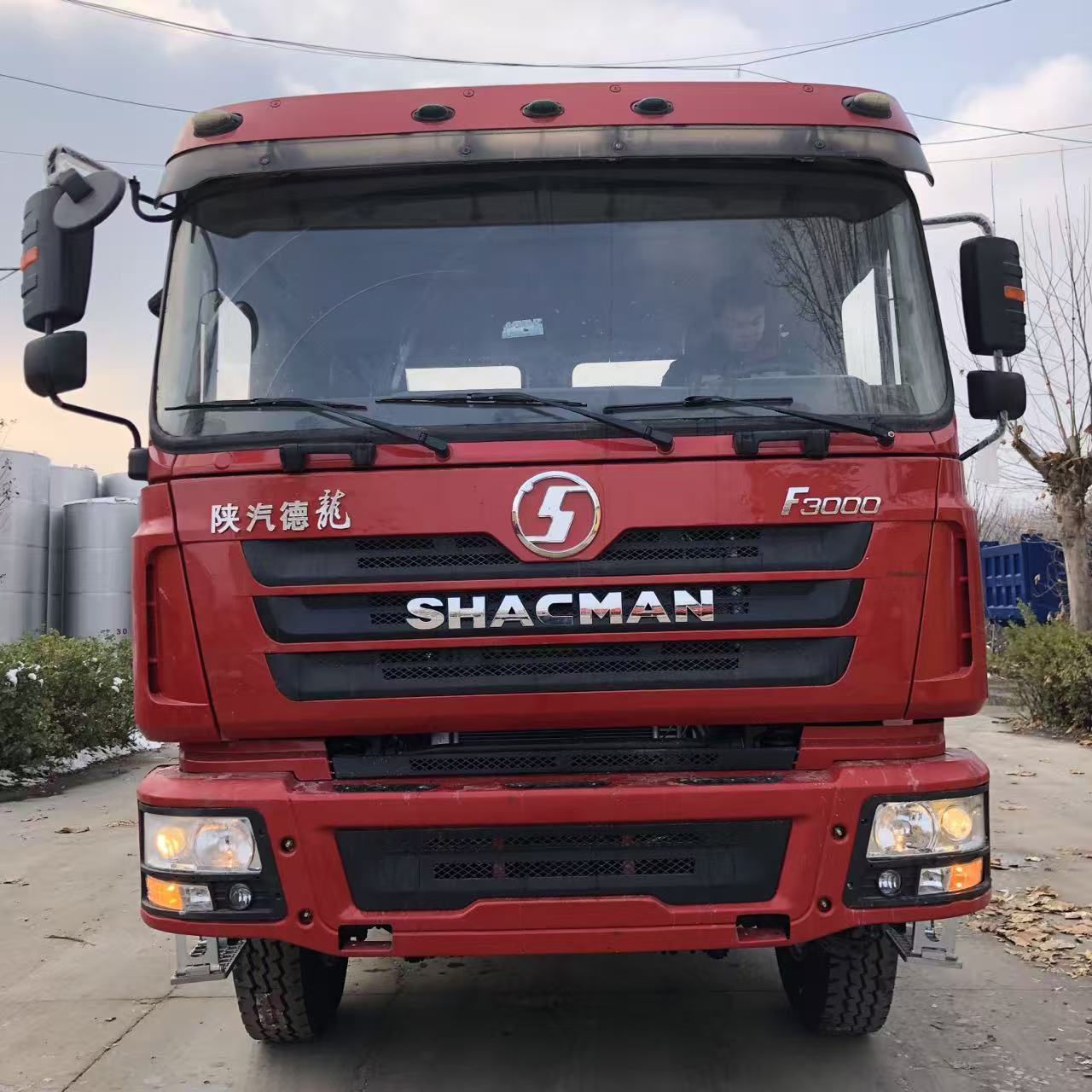 Shacman DeLong F3000 6x4 Tractor Head front view