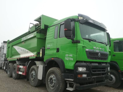 Camión volquete HOWO TX 8x4