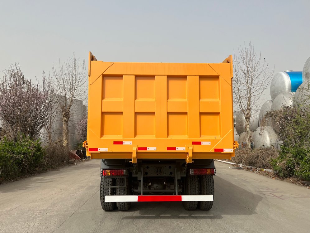 грузовик howo 6x4 в наличии