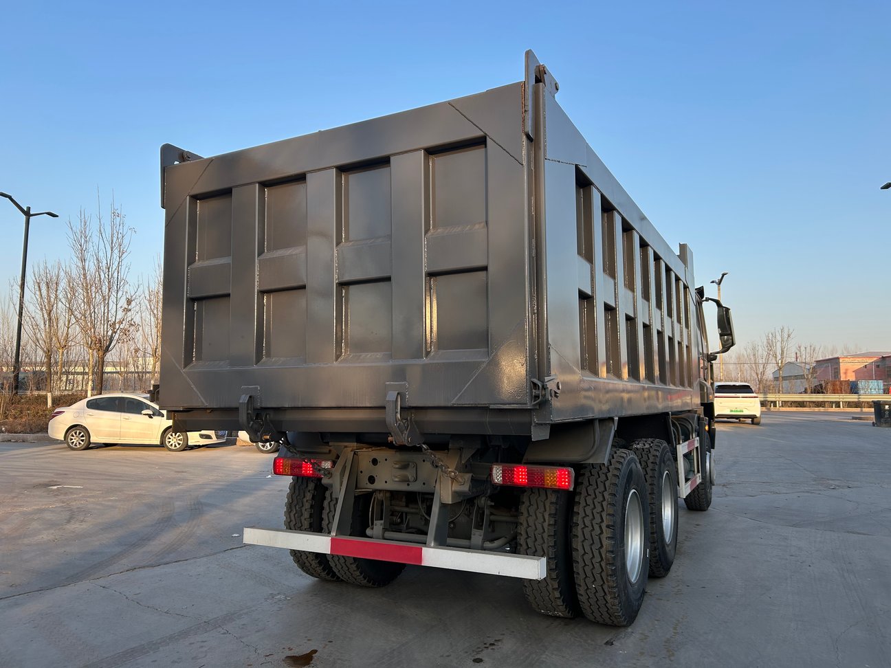 شاحنات قلابة هوهان مستعملة عالية الأداء