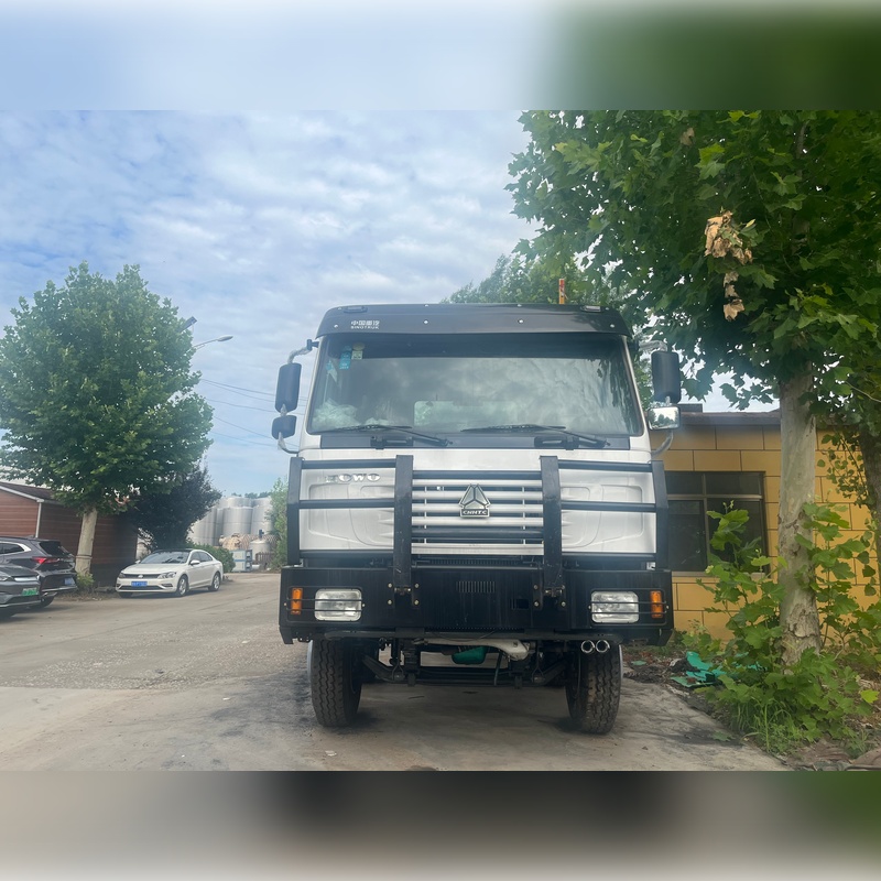 Б/у шасси грузового автомобиля Howo 8x4