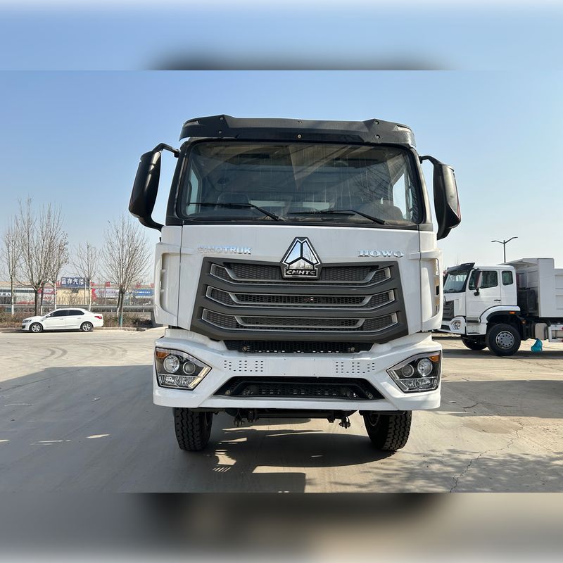 10 Təkərli Howo Nx Yük maşını
