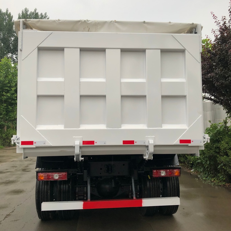 Camión volquete Shacman 6x4 usado