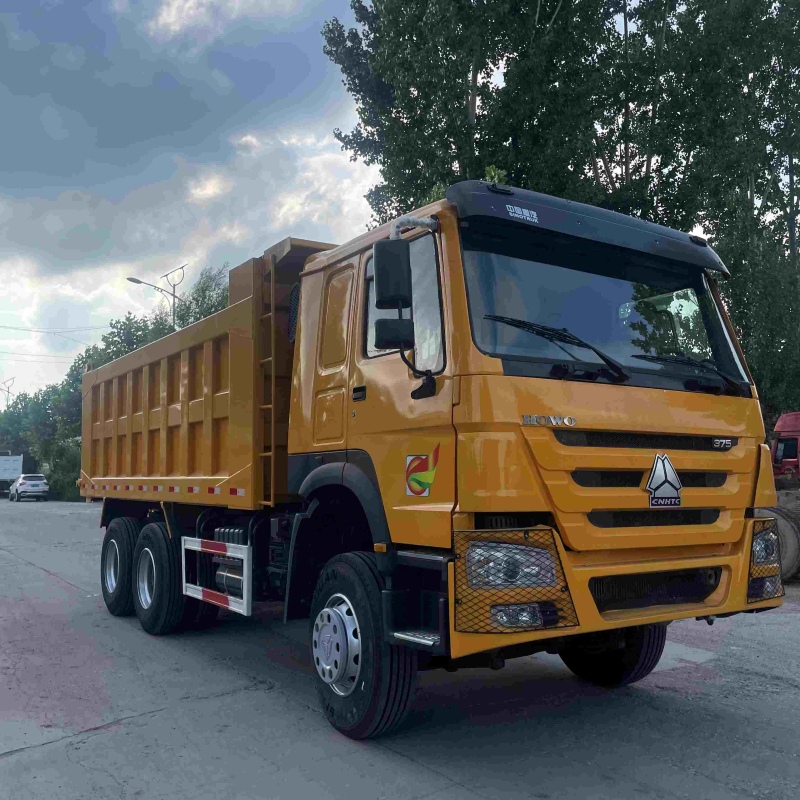 HOWO 10 Tires Mining Dump Truck