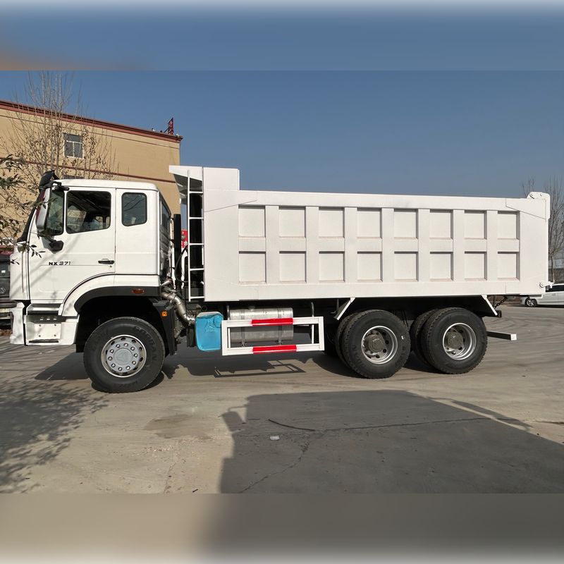 10 Təkərli Howo Nx Yük maşını