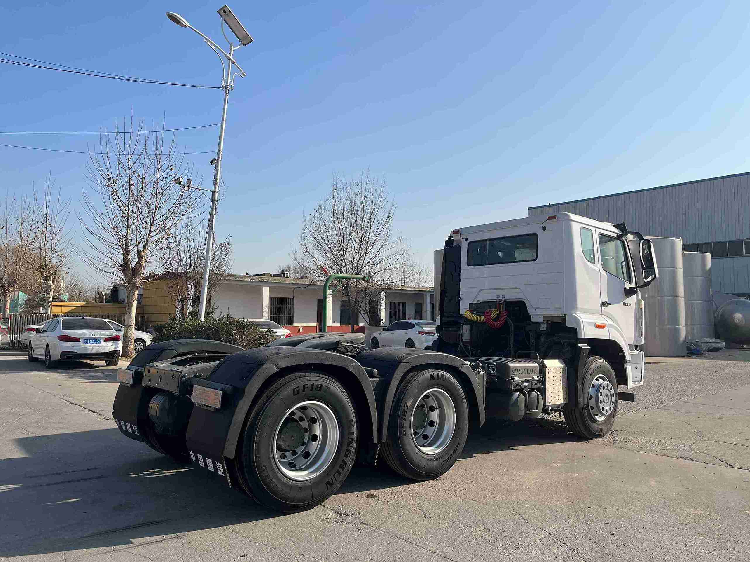 Hohan 10 Təkərli Traktor