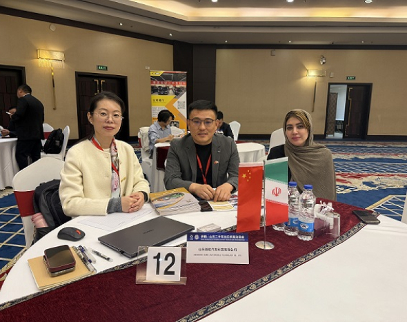 شاحنة جرار هوهان