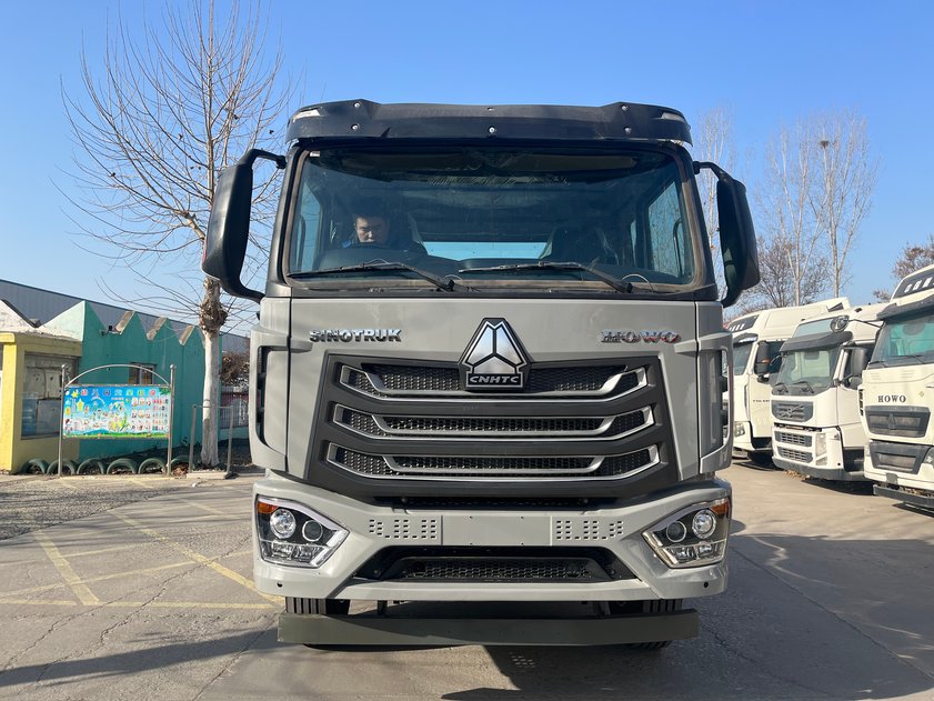 howo nx trailer head truck