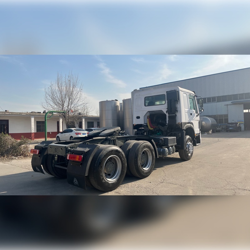 شاحنة جرار كيفو