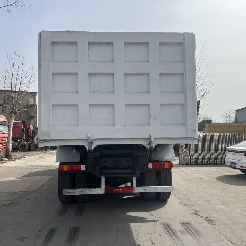Second Hand Dump Truck Sinotruck