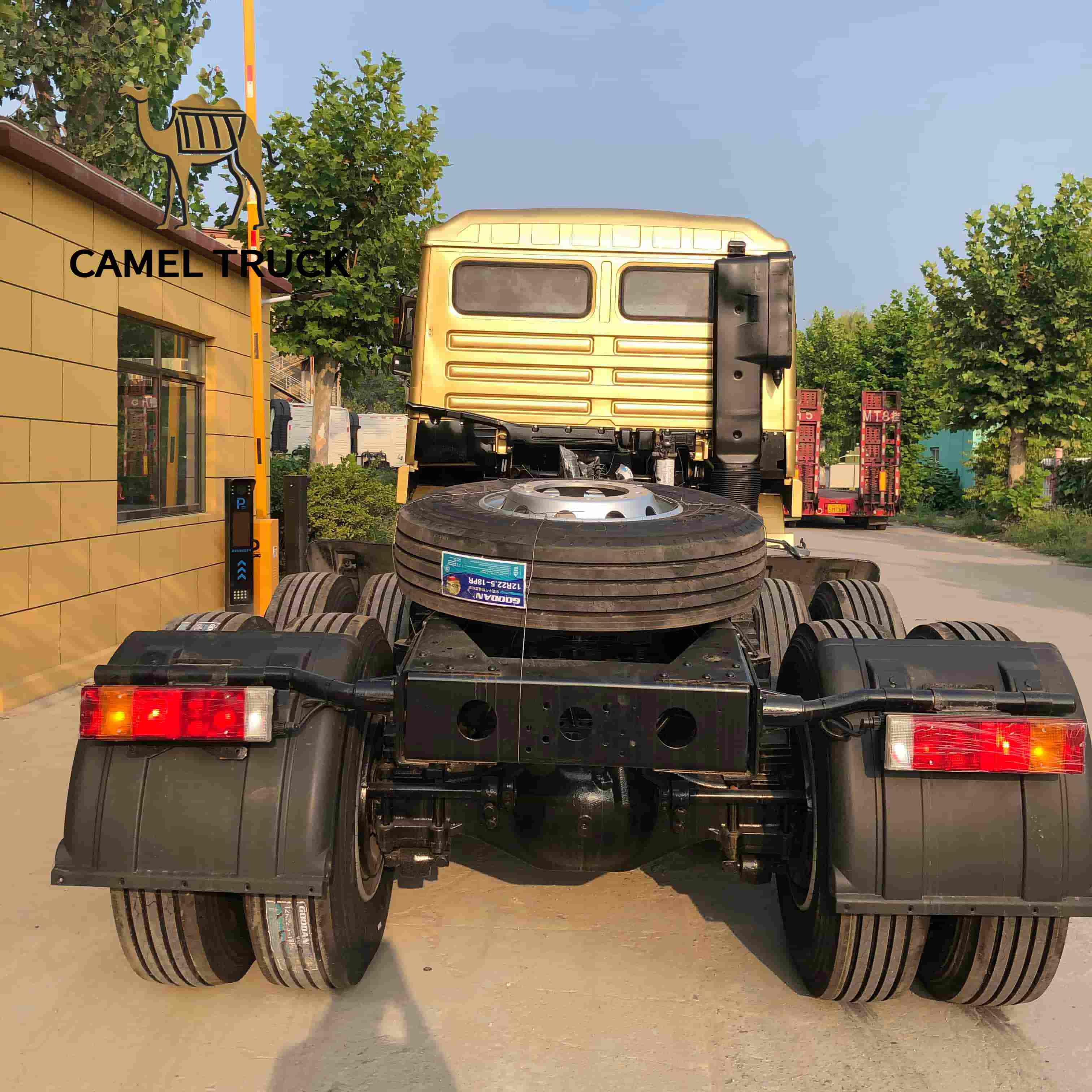 Shacman usou caminhão de trator