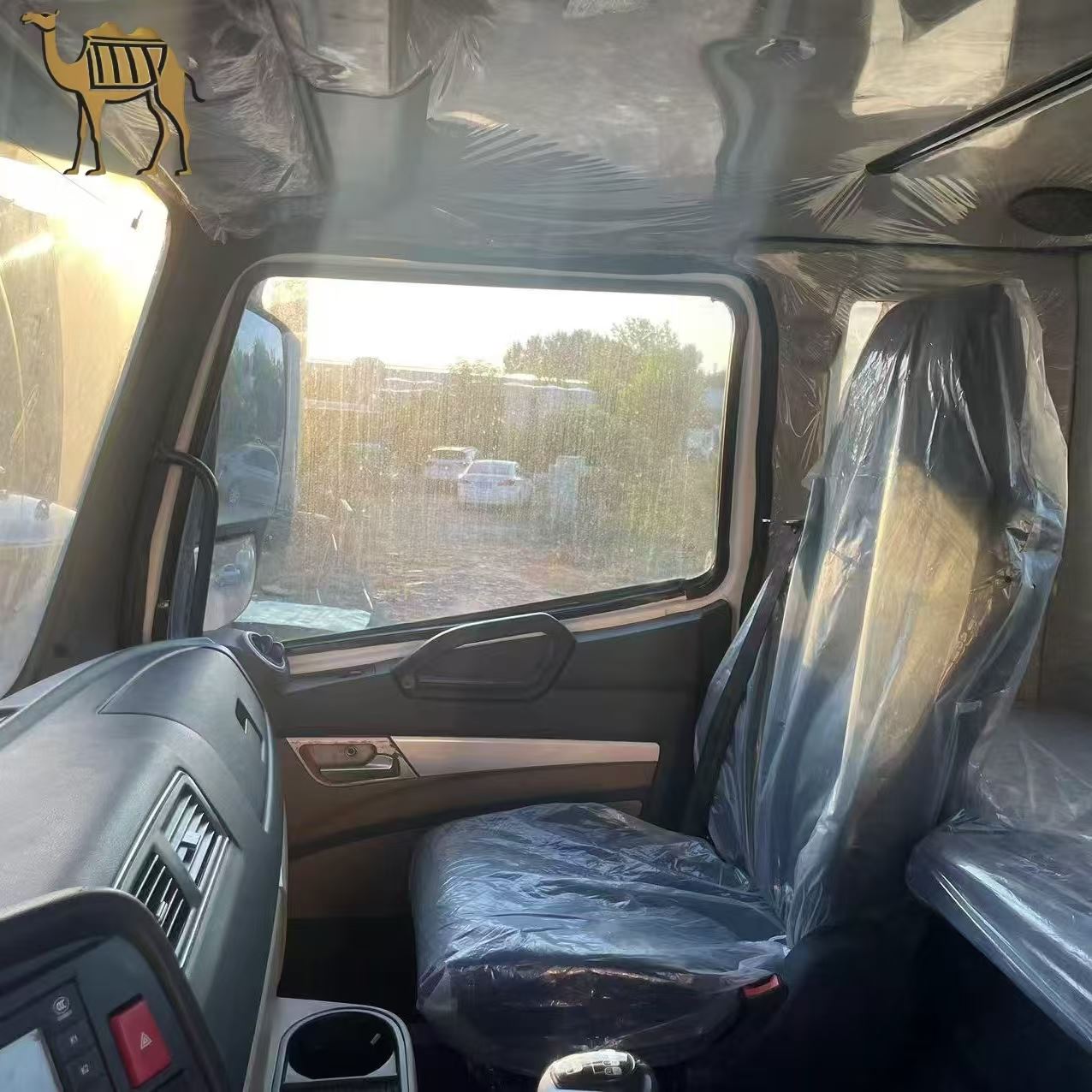 Camion de tracteur Howo NX