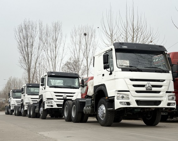 подержанный тягач Howo