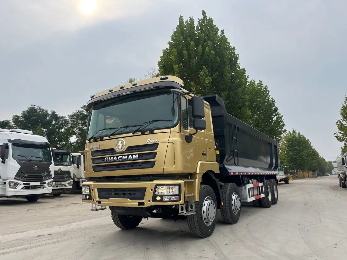 شاحنة قلابة شاكمان 8×4 مستعملة