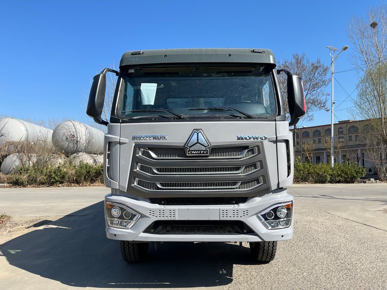 Camion 12 roues remis à neuf