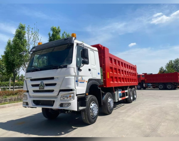 İstifadə olunmuş Howo 8x4 özüboşaltma maşını