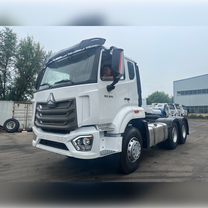 مستعملة إطارات HOWO 10 Tractor.jpg